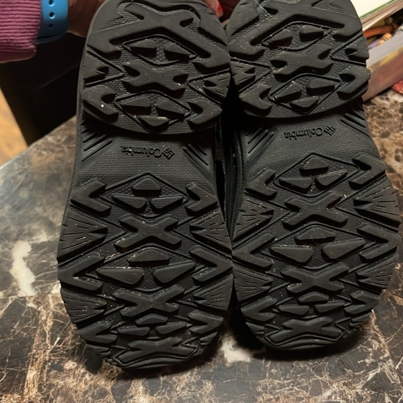 Columbia Black Kids Winter Boots - Picture 5 of 5